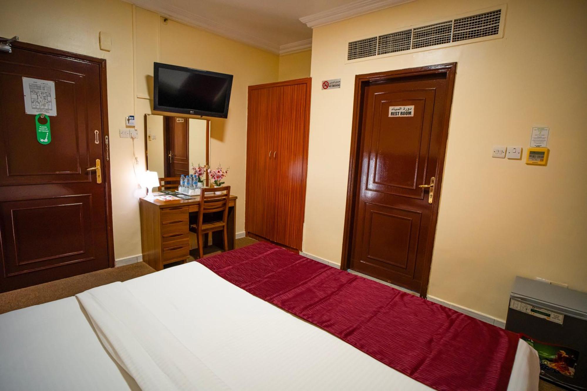 Al Karnak Hotel Дубай Екстер'єр фото