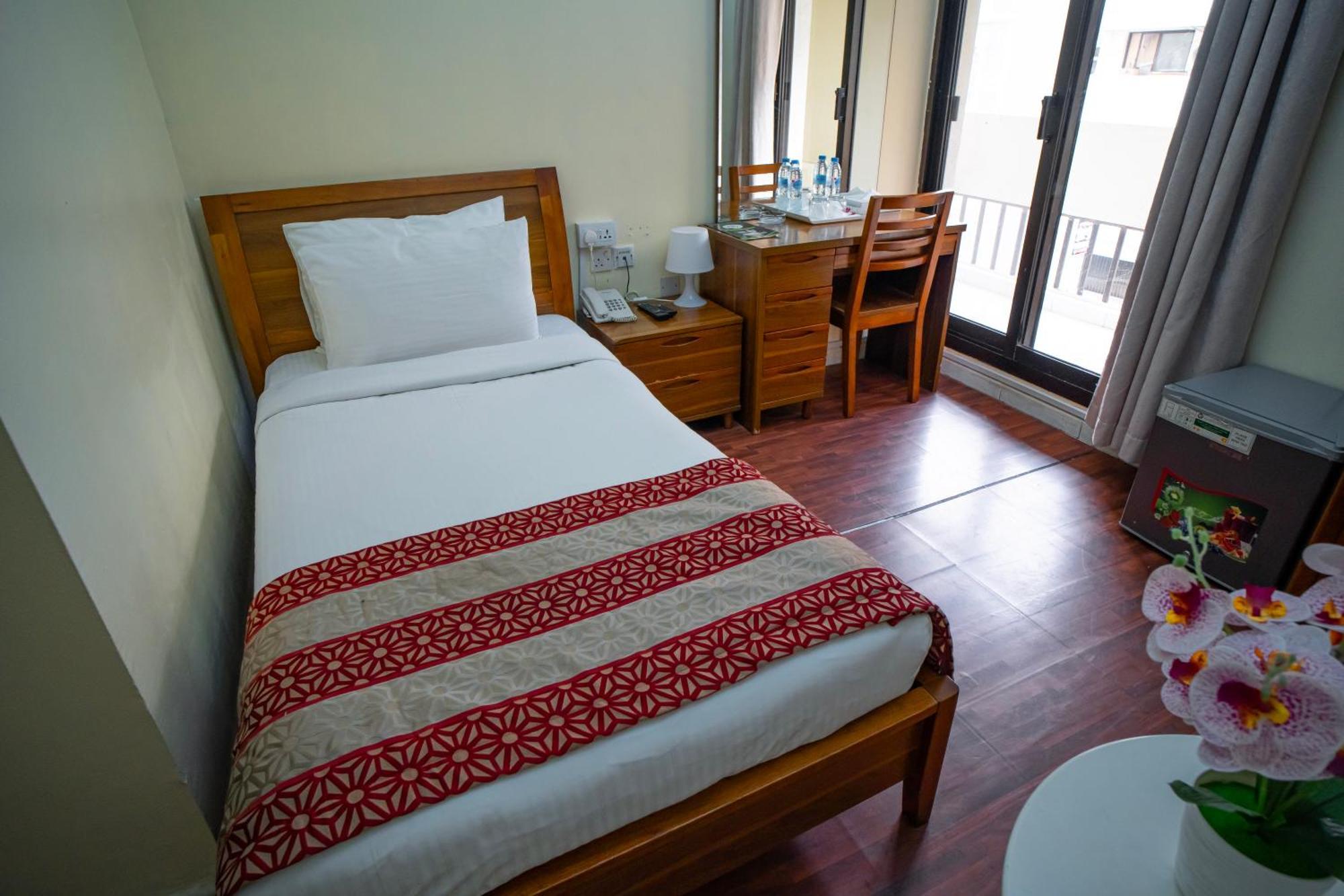 Al Karnak Hotel Дубай Екстер'єр фото